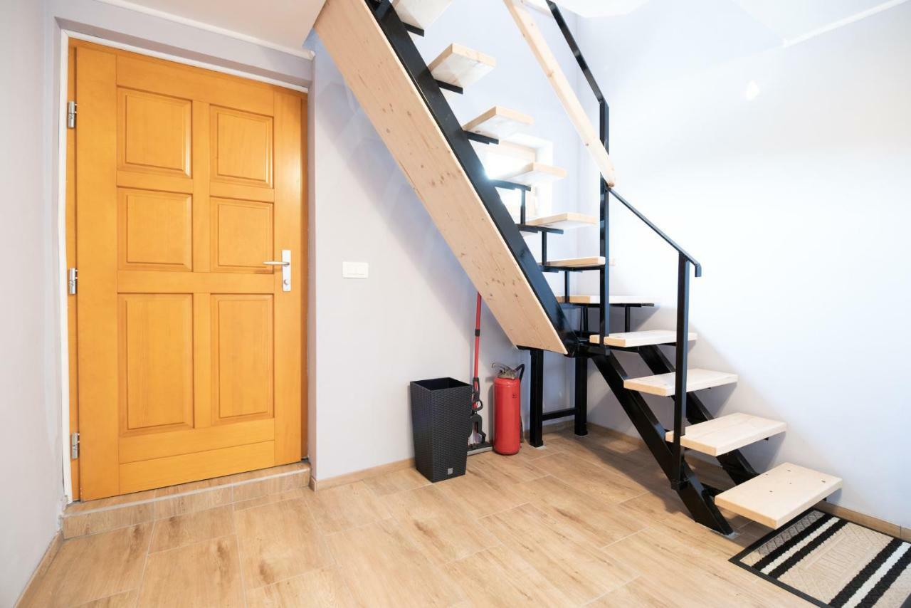 Zirovnica Guest House Pr' Cut מראה חיצוני תמונה